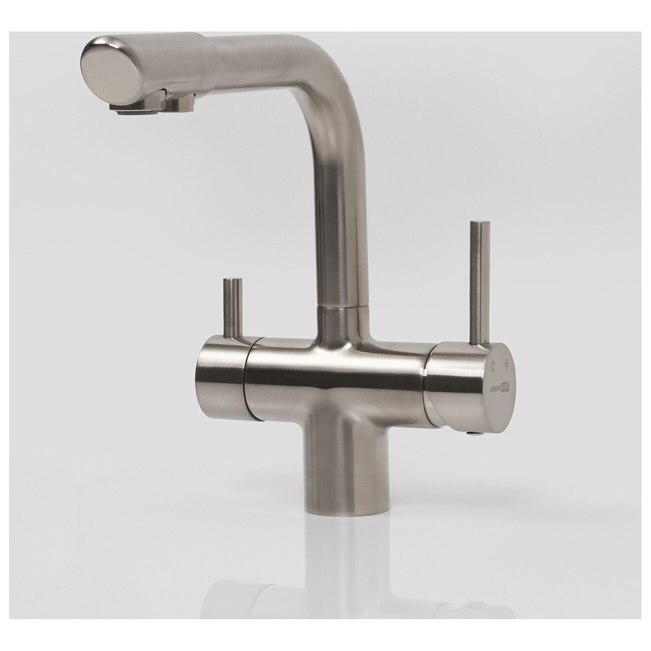 Смеситель для кухни под фильтр из латуни никель Wasserkraft A8027 - изображение 3