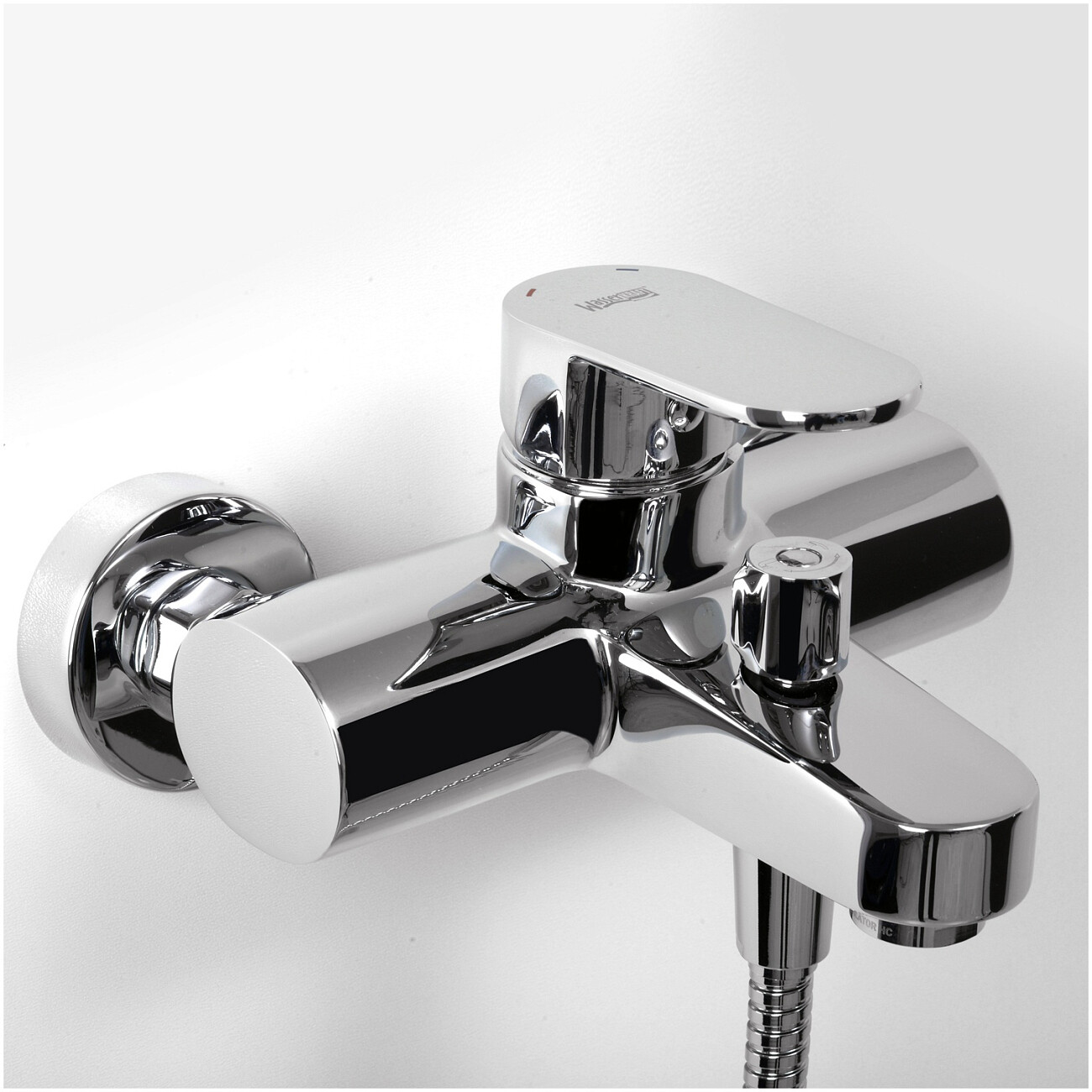 Душевой комплект с лейкой и коротким изливом хром Wasserkraft Donau 5301 - изображение 3