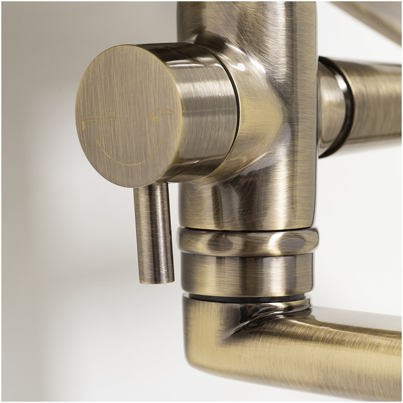 Душевой комплект с лейкой и длинным изливом светлая бронза Wasserkraft Exter 1602L - изображение 9