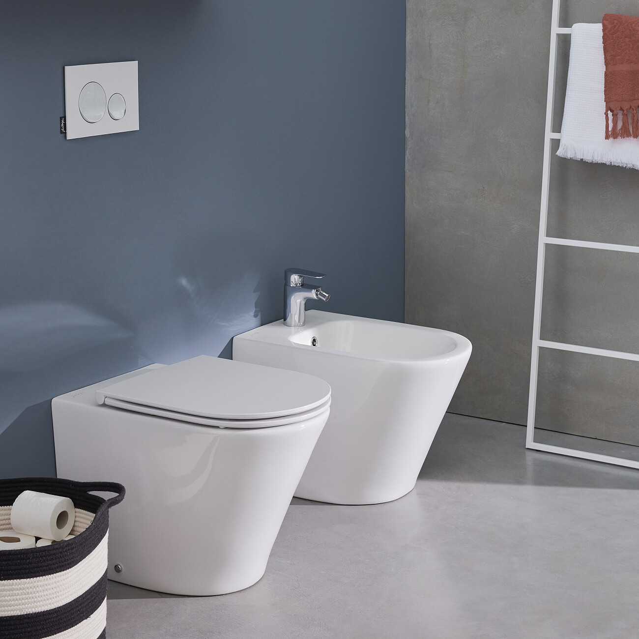 Биде напольное белое Jacob Delafon Rodin EBJ0002-00 с инсталляцией для биде Stworki 540201 - изображение 6