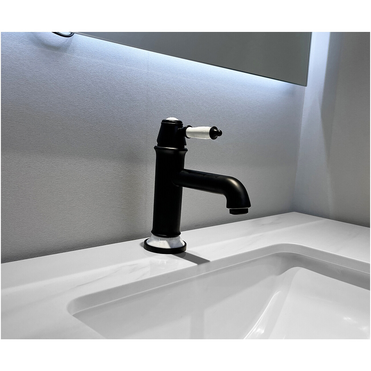 Смеситель для раковины однорычажный черный Boch Mann Marbella Nero BM8728 - изображение 28