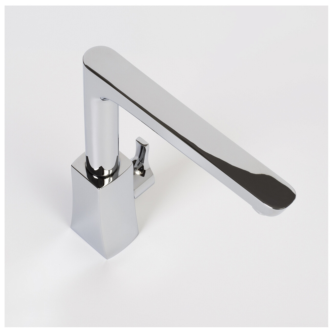 Смеситель для кухни из латуни хром Wasserkraft 4807 - изображение 8