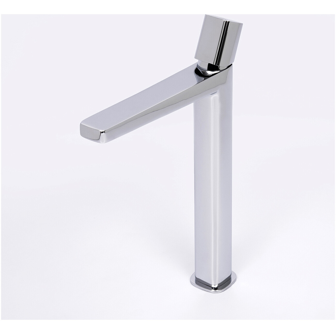 Смеситель для раковины из латуни хром Wasserkraft 8603H - изображение 4