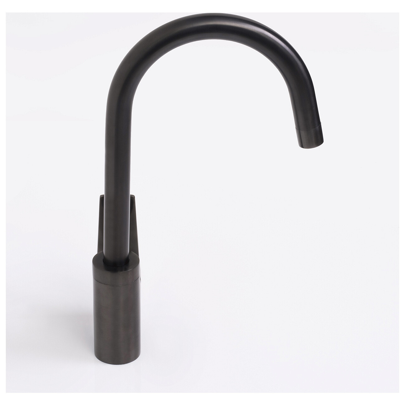 Смеситель для кухни из латуни оружейная сталь Wasserkraft 8407 - изображение 4