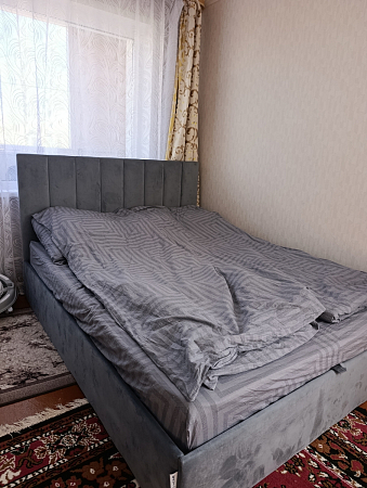 Кровать  двуспальная с подъемным механизмом и ящиком для белья 160х200 серо-голубая Вега