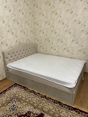 Кровать двуспальная с подъемным механизмом и ящиком для белья 160х200 кремовая Грация