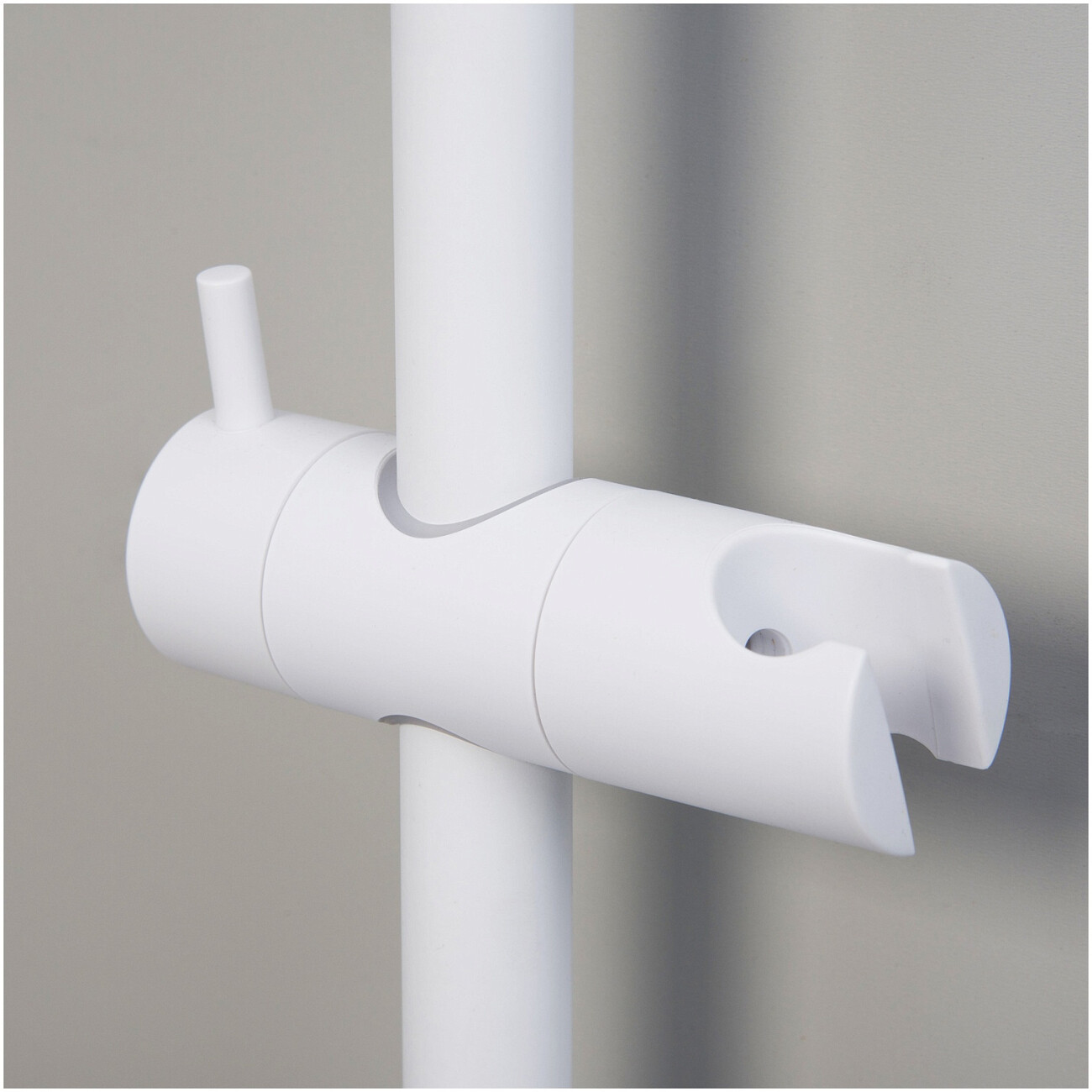 Душевая стойка металлическая 67 см белая Wasserkraft A154 - изображение 4