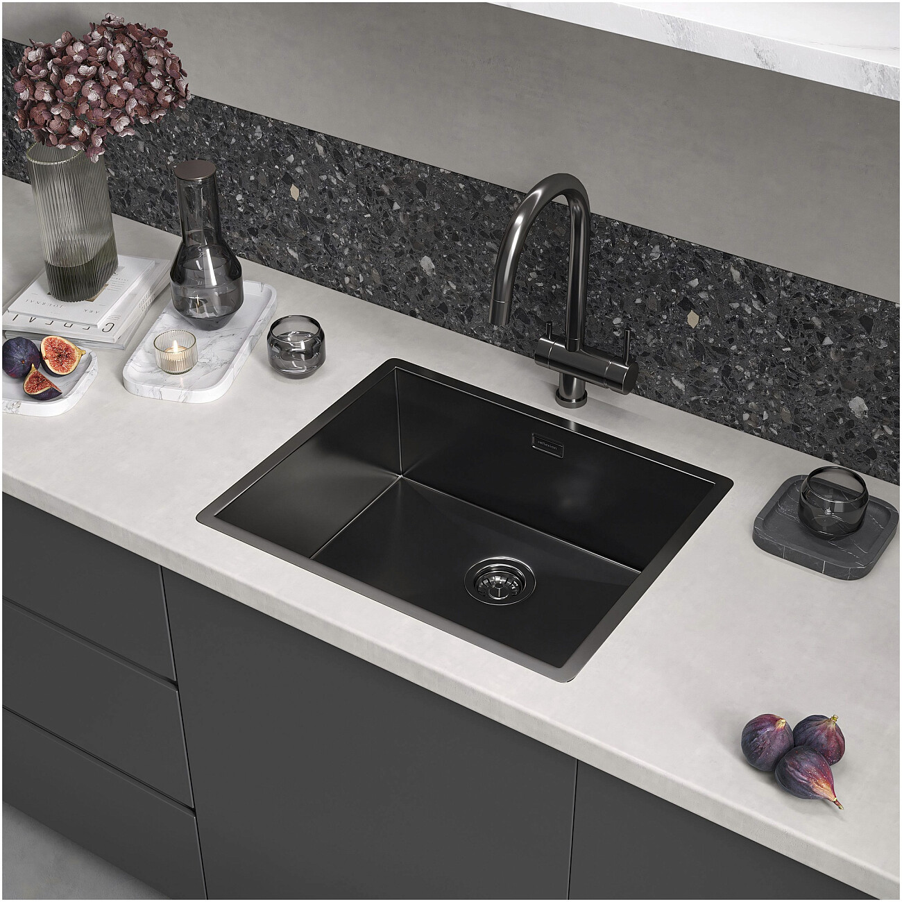Кухонная мойка из нержавеющей стали 44х54 см оружейная сталь Reflexion Como RX2054BL - изображение 7