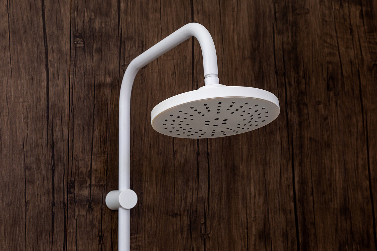 Душевая стойка с верхним душем и держателем белая Stworki "Эстерсунд" ES-09w - изображение 5