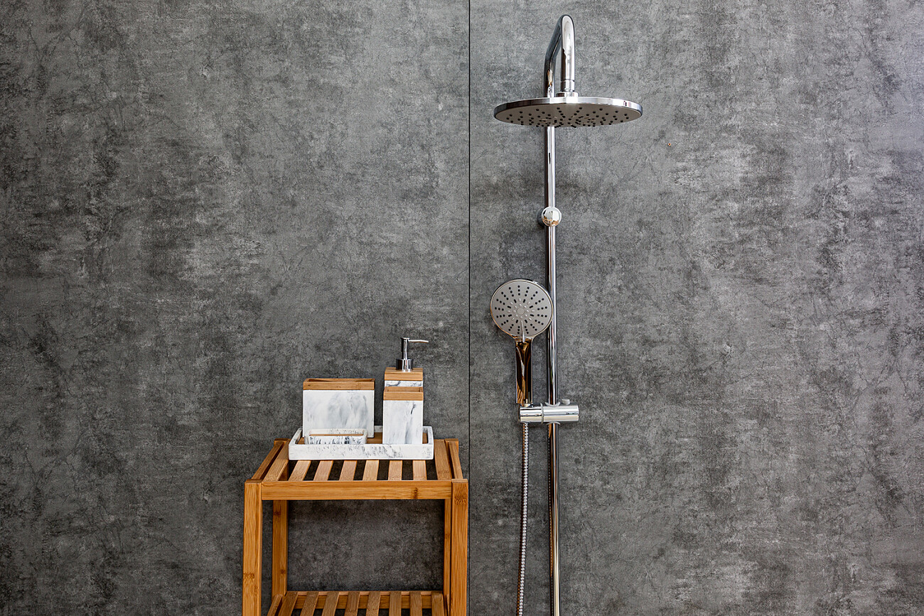 Душевая стойка с верхним душем и мыльницей хром Stworki "Ноттвиль" NO-08cr - изображение 10