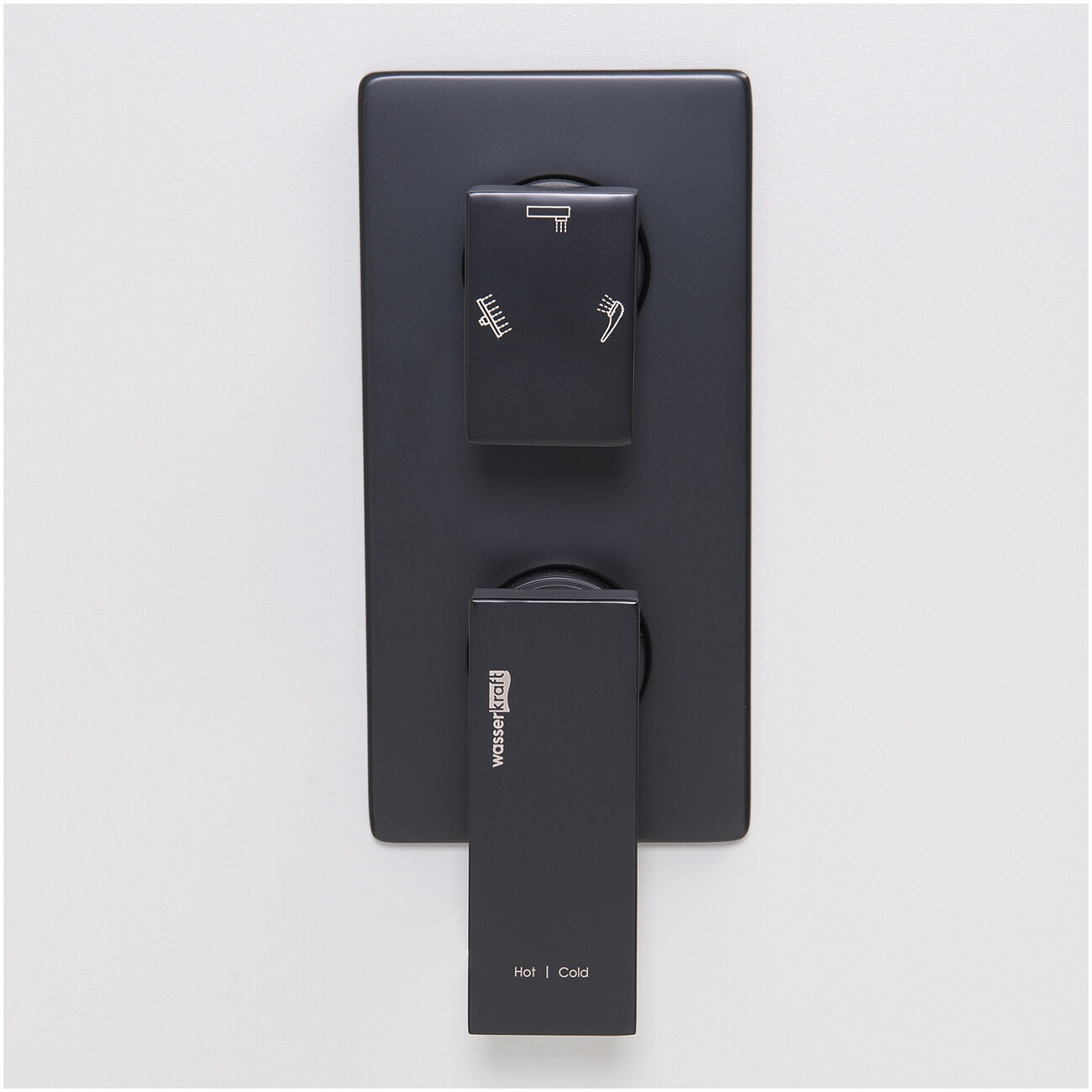 Смеситель для ванны и душа встраиваемый из латуни из латуни черный Wasserkraft 2071 - изображение 2