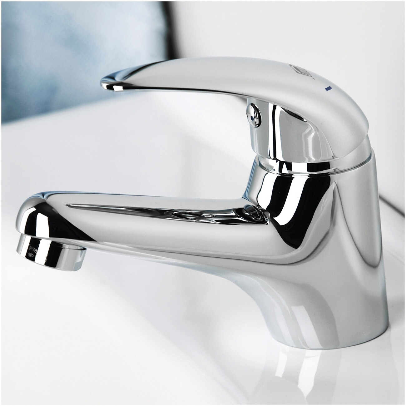 Смеситель для раковины из латуни хром Wasserkraft 2603 - изображение 2