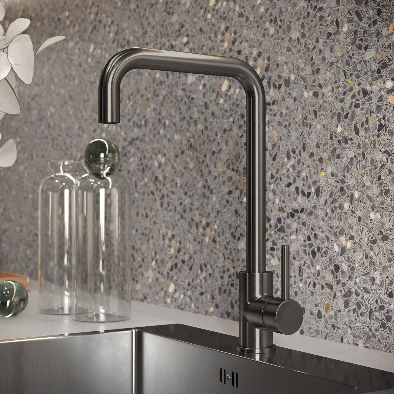 Смеситель для кухни из нержавеющей стали темный хром Domaci "Равенна" DM-041022-GM - изображение 4