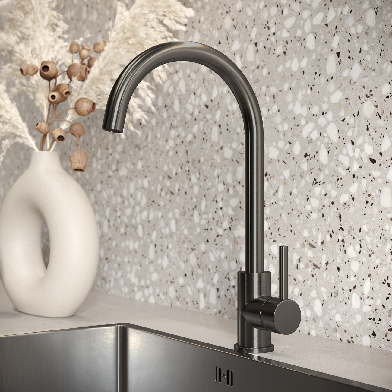 Смеситель для кухни из нержавеющей стали темный хром Domaci "Равенна" DM-030922-GM - изображение 4