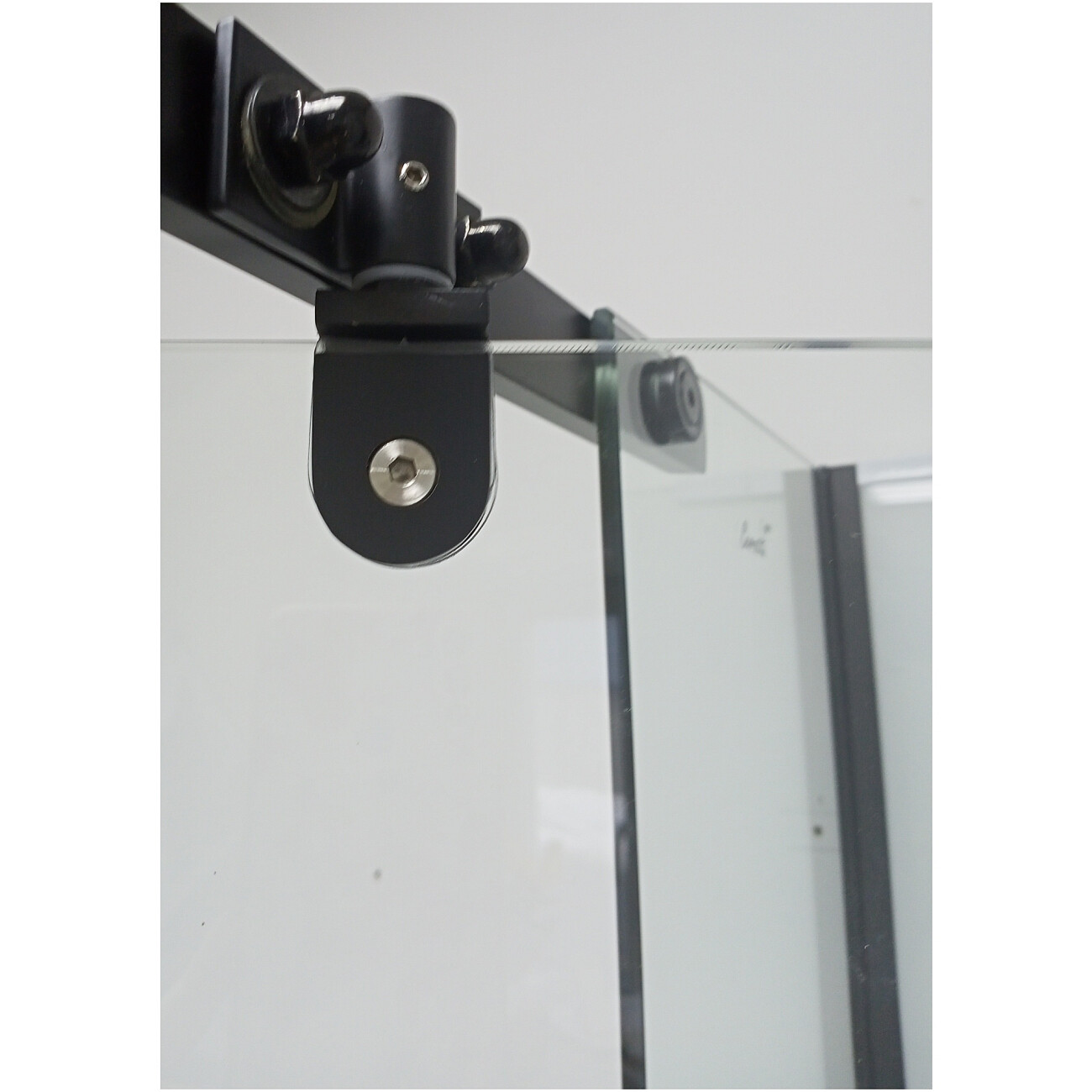 Душевая кабина квадратная без крыши с низким поддоном 90х90 см черная, белая Cerutti SPA Mimi 901B - изображение 9