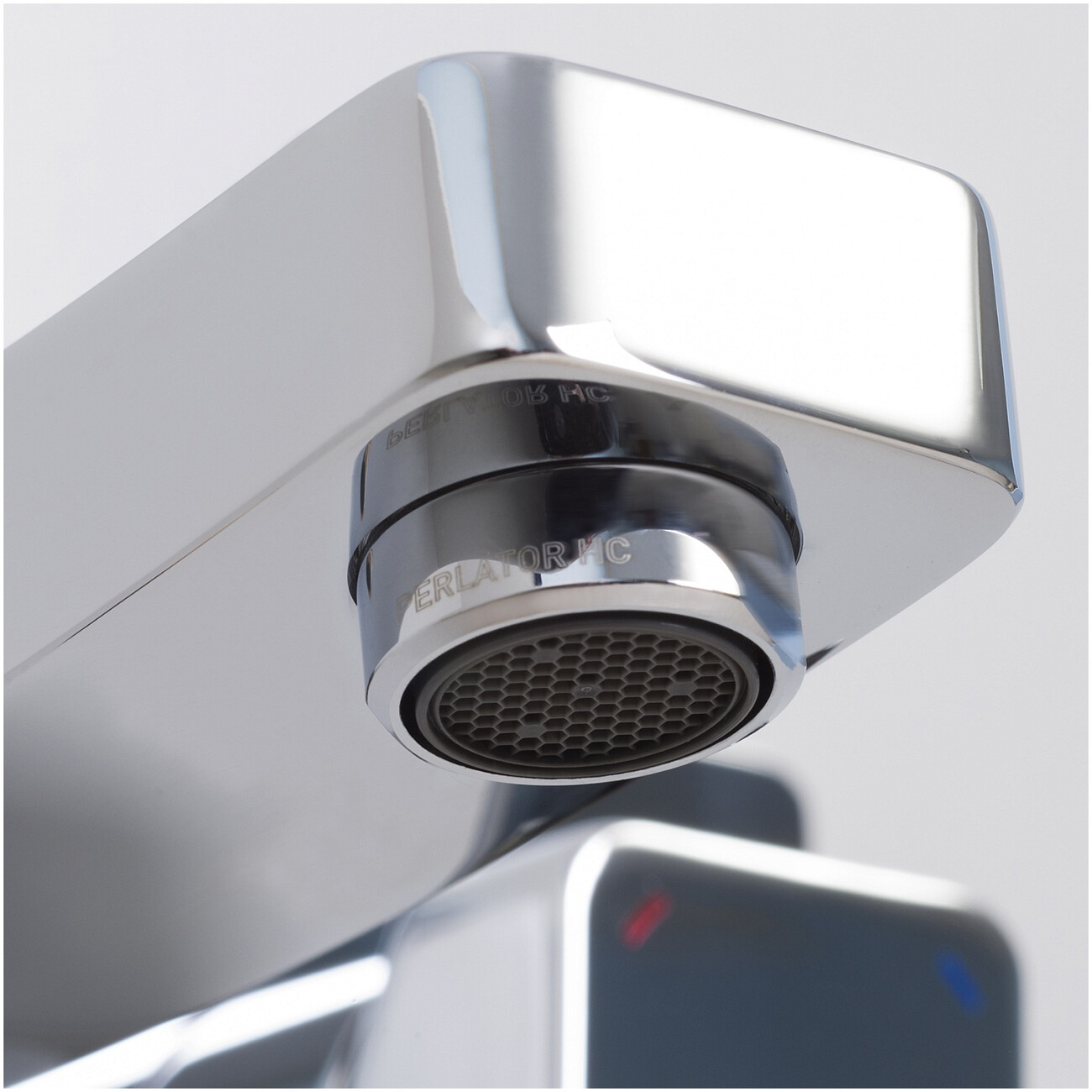 Смеситель для раковины встраиваемый из латуни хром Wasserkraft 10630 - изображение 5