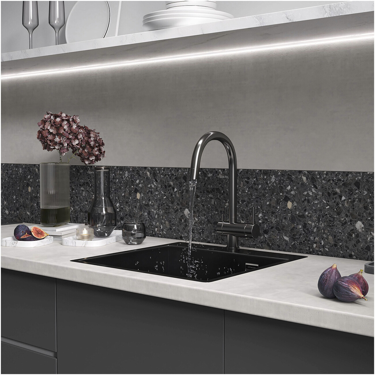 Кухонная мойка из нержавеющей стали 50х50 см оружейная сталь Reflexion Iseo RX2250BL - изображение 7