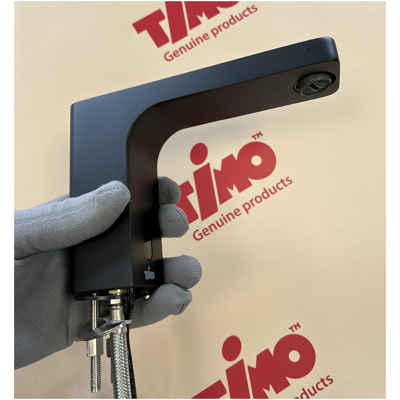 Смеситель для раковины сенсорный черный Timo Torne 4313-03F - изображение 3