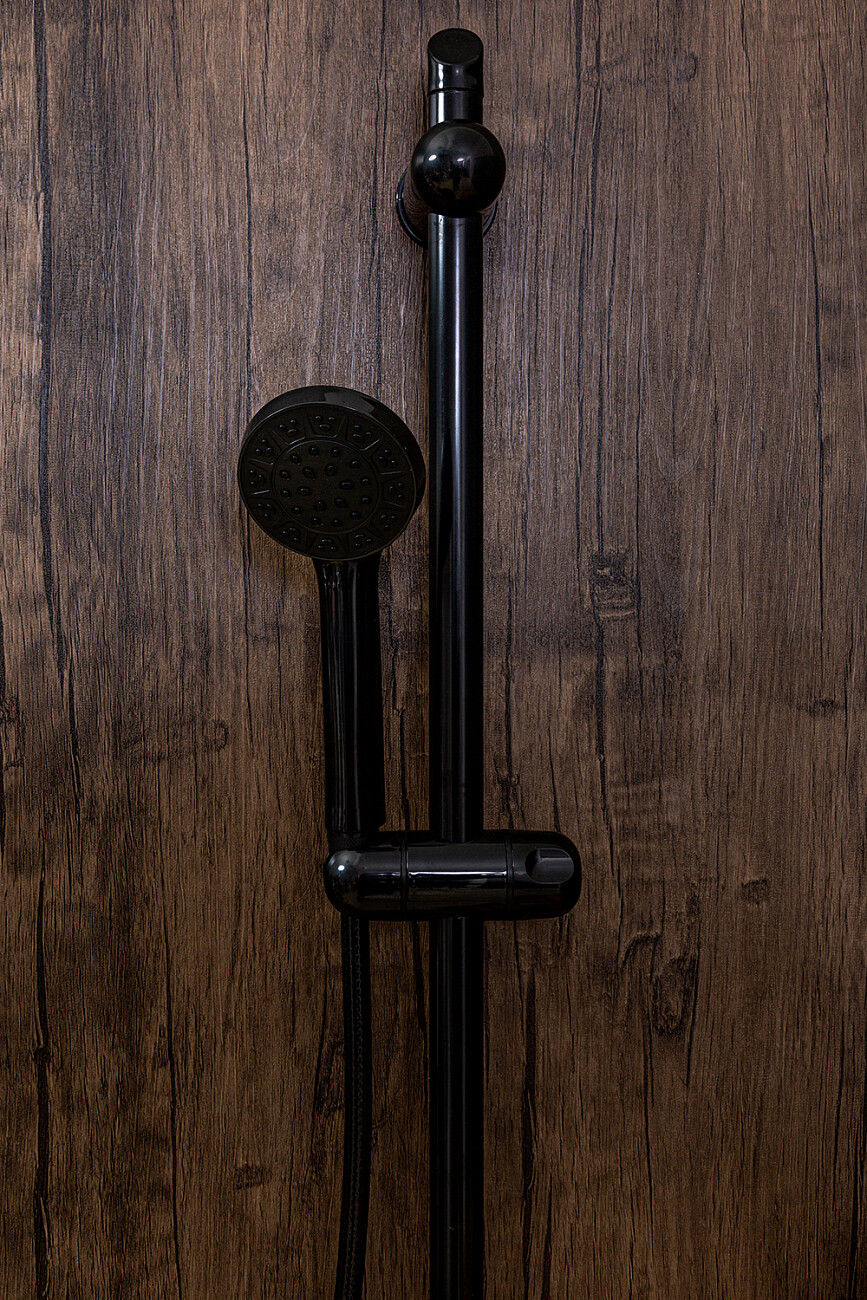 Душевая стойка с держателем черная Diwo "Смоленск" SM-05b - изображение 7