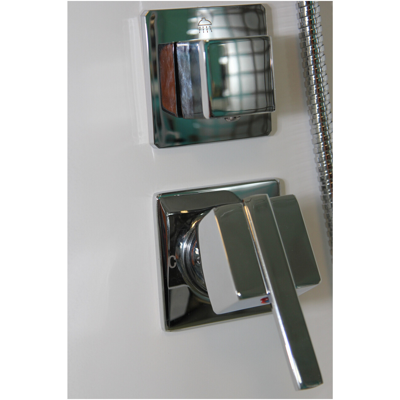 Душевая кабина квадратная без крыши с низким поддоном 90х90 см хром, белая Cerutti SPA Mimi 901T - изображение 3