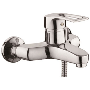 Смеситель для ванны с душевой лейкой и коротким изливом хром D-Lin D130422-6
