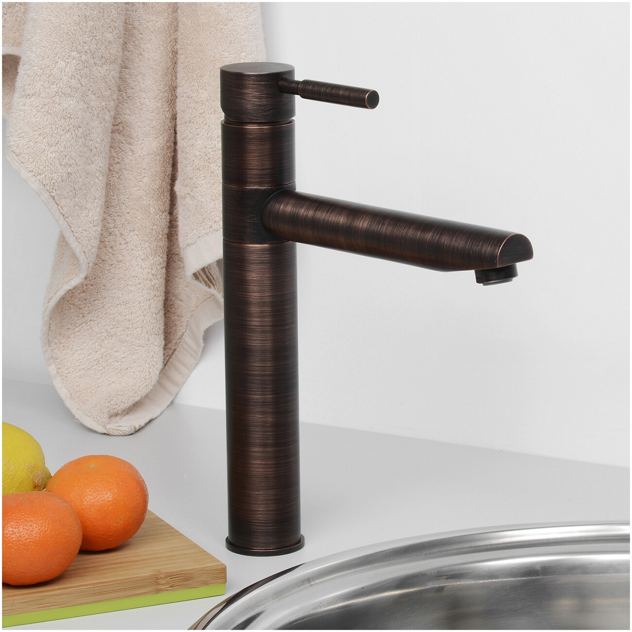 Смеситель для кухни из латуни темная бронза Wasserkraft A8147 - изображение 2