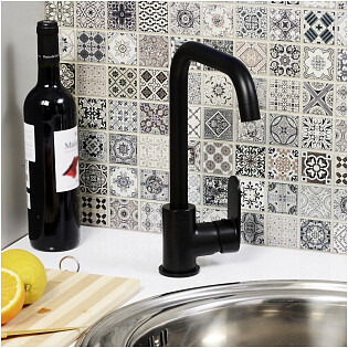 Смеситель для кухни из латуни черный Wasserkraft A7407
