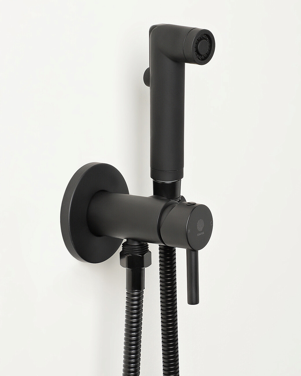 Гигиенический душ со смесителем и держателем металлический черный Stworki "Эстерсунд" E ES-05b - изображение 2