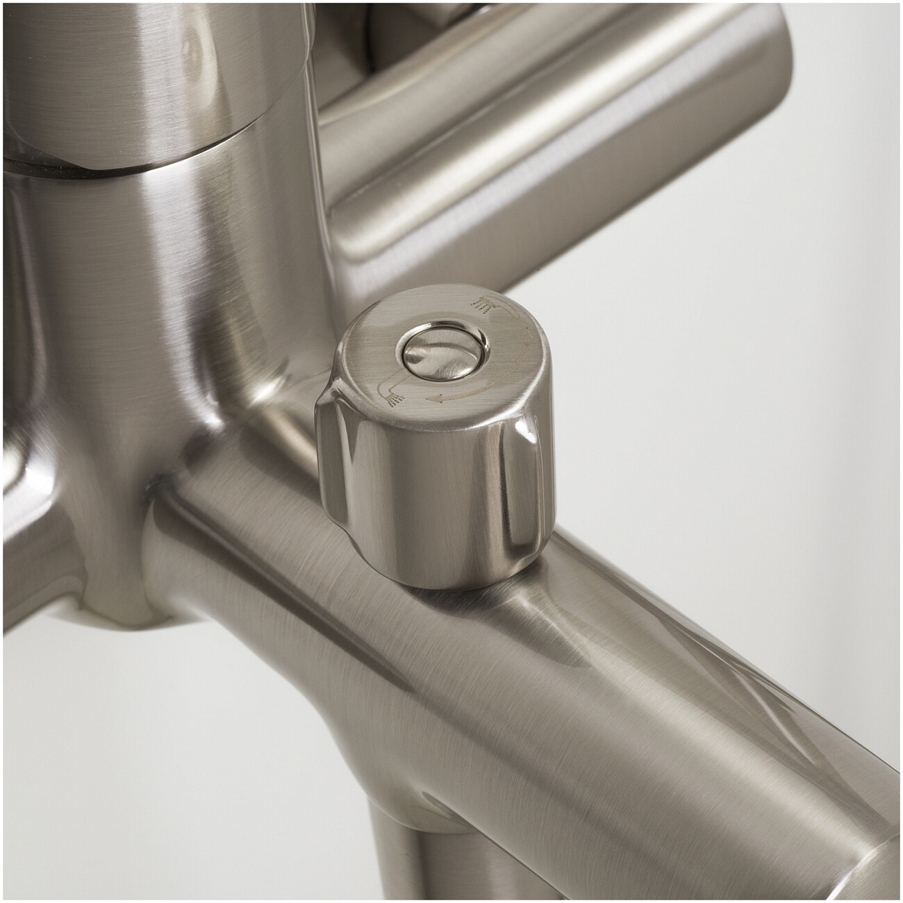 Душевой комплект с лейкой и коротким изливом никель Wasserkraft Wern 4201 - изображение 8