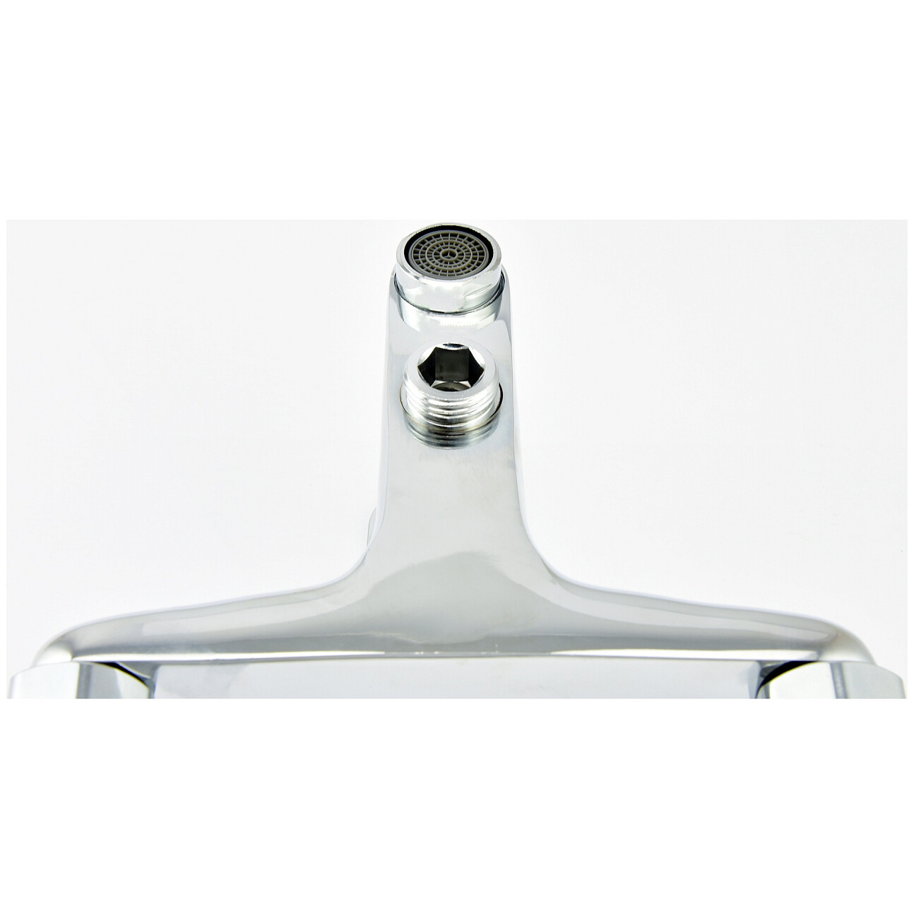 Смеситель для ванны однорычажный с душевым гарнитуром хром Istok life Standard 0402.719 - изображение 6