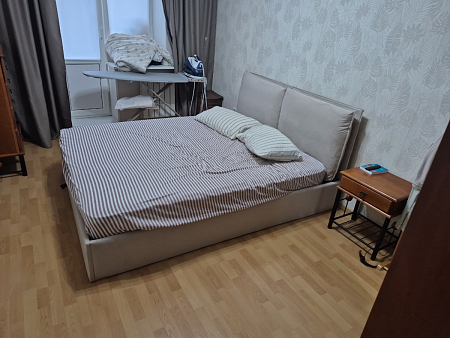 Кровать  двуспальная с подъемным механизмом и ящиком для белья 160х200 кремовая Эстетика