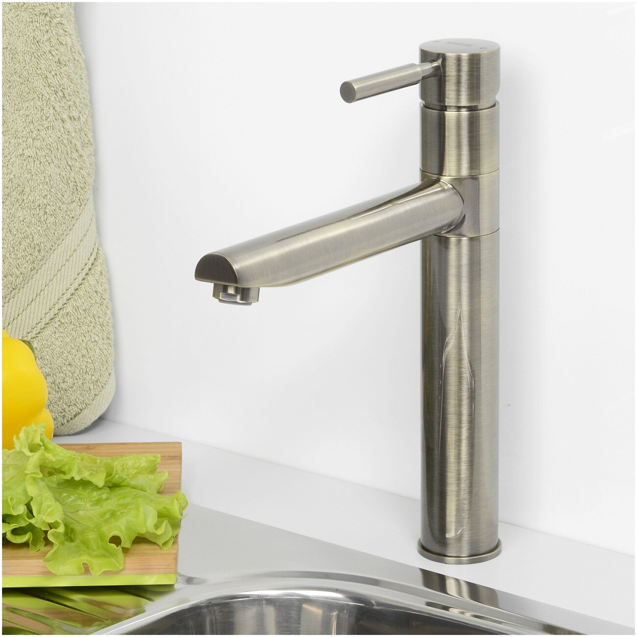 Смеситель для кухни из латуни светлая бронза Wasserkraft A8137 - изображение 2