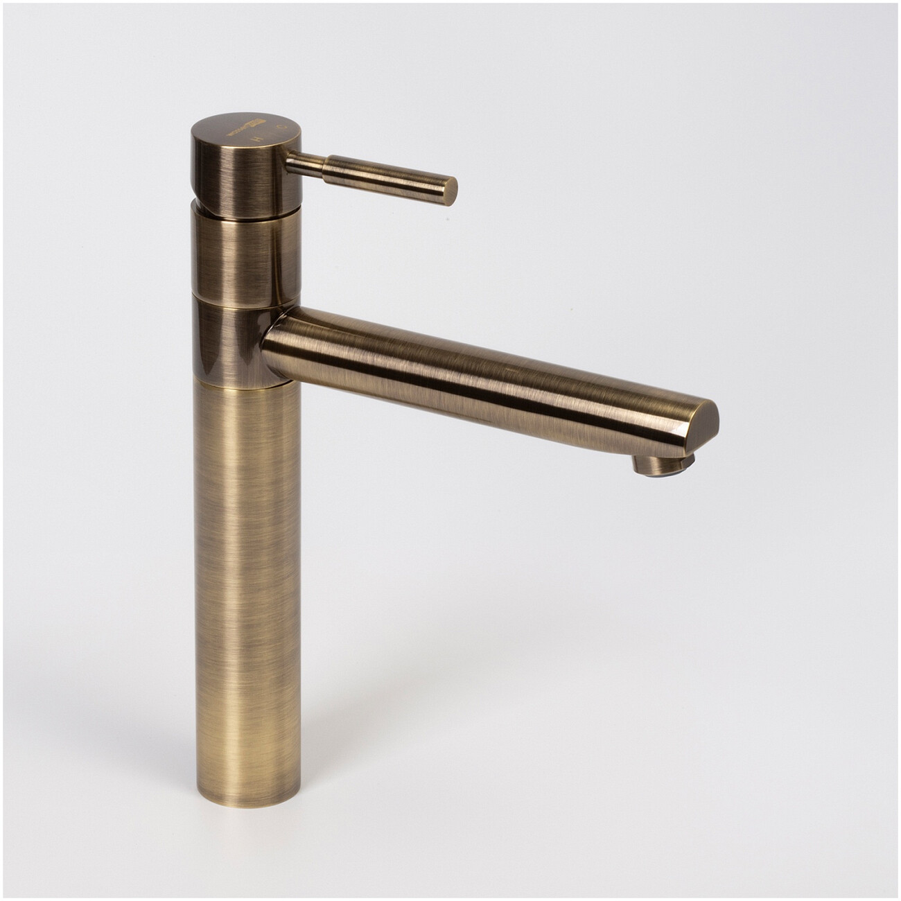 Смеситель для кухни из латуни светлая бронза Wasserkraft A8137 - изображение 7