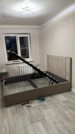 Кровать  двуспальная с подъемным механизмом и ящиком для белья 160х200 мокко Вега