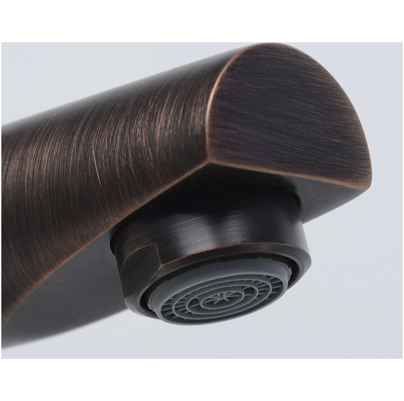 Смеситель для кухни из латуни темная бронза Wasserkraft A8147 - изображение 3