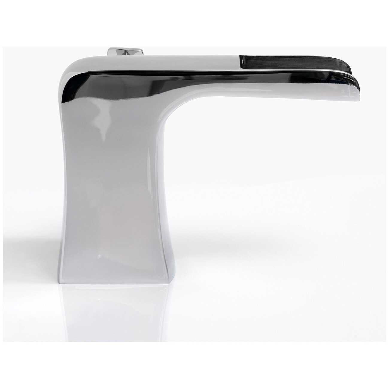 Смеситель для раковины каскадный из латуни хром Wasserkraft 4869 - изображение 4