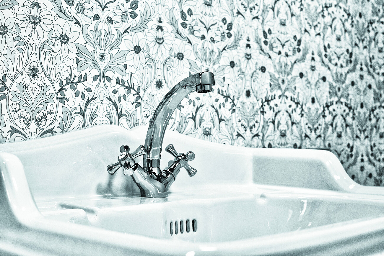 Смеситель для раковины двухвентильный хром Diwo "Переславль" PER-01cr - изображение 3