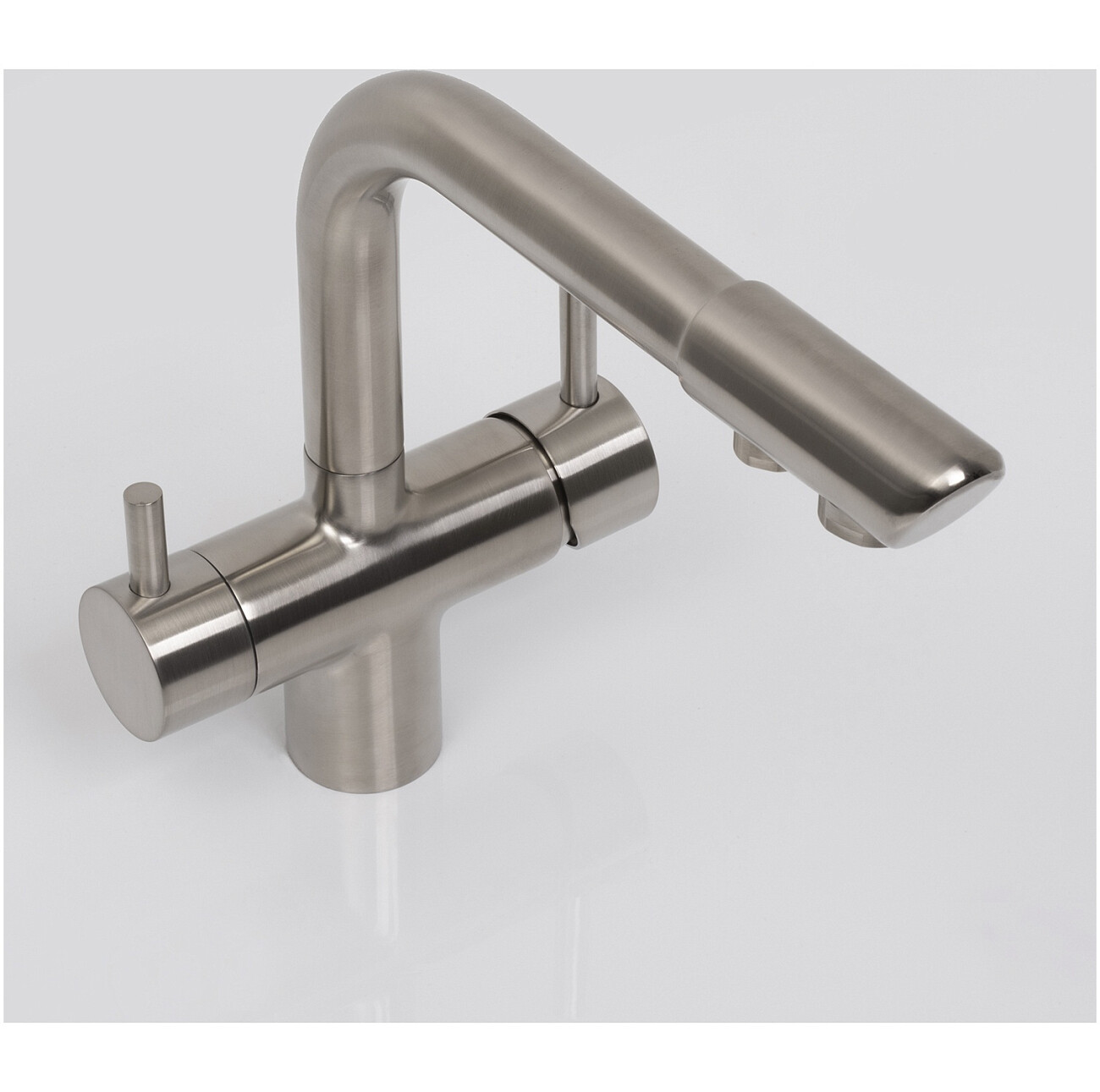 Смеситель для кухни под фильтр из латуни никель Wasserkraft A8027 - изображение 9