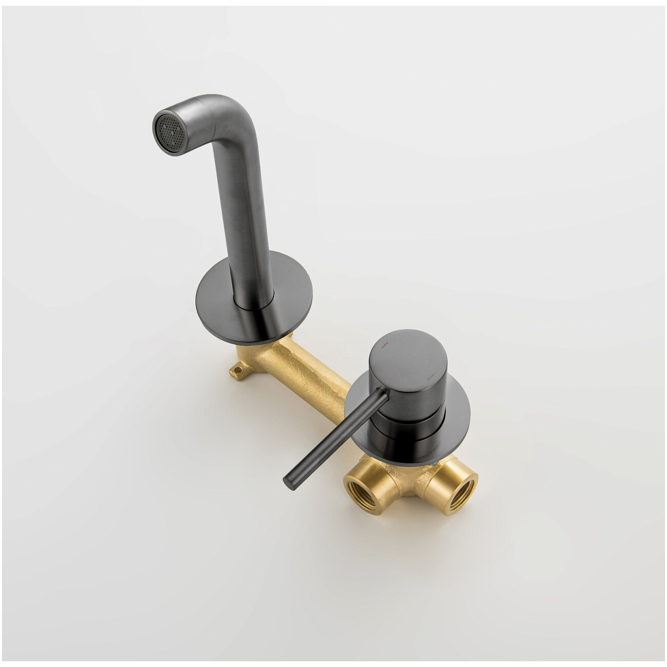Смеситель для раковины встроенный черное золото Timo Saona 2372-18SM - изображение 3