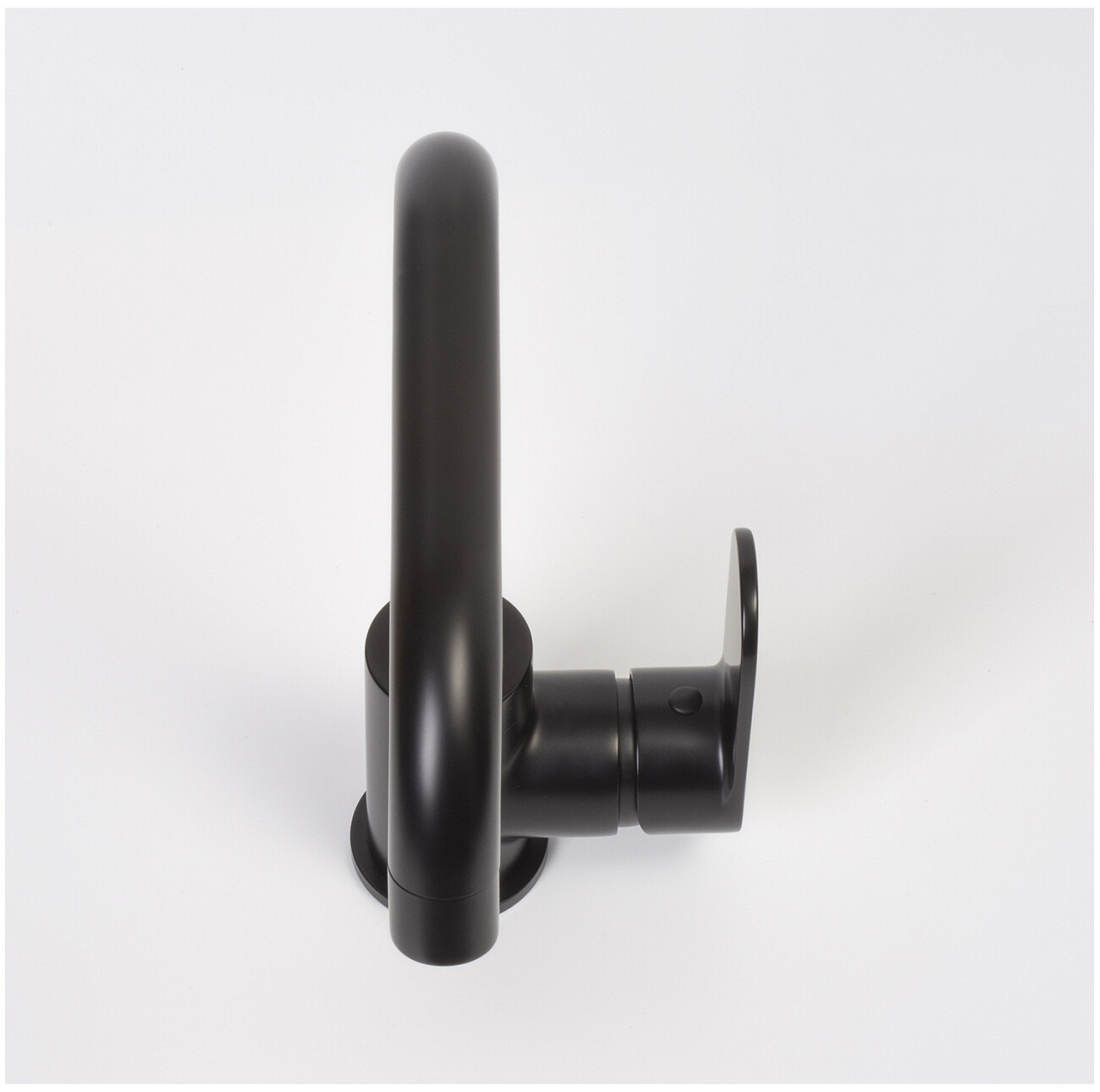 Смеситель для кухни из латуни черный Wasserkraft A7407 - изображение 9