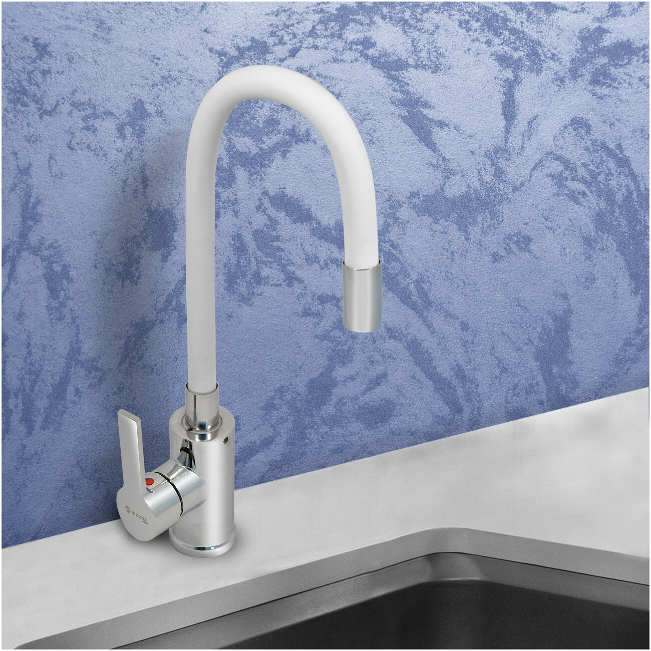 Смеситель для кухни однорычажный с гибким изливом белый, хром Juguni Luxe Capella 0402.485 - изображение 2